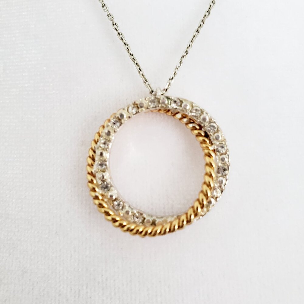 Vintage AVON Double Ring Pendant Chain Necklace Golden Rope & Faux Stones Design